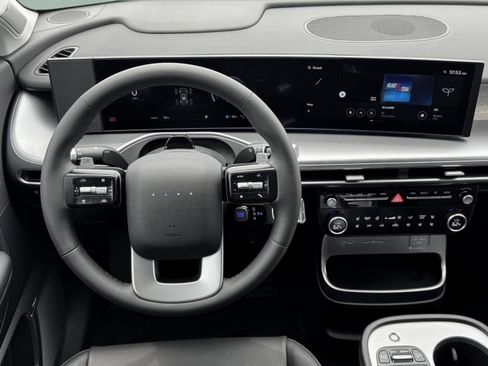 New 2026 Hyundai Ioniq 9 Limited AWD/4WD image 17