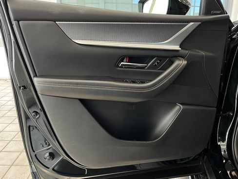 Certified 2025 MAZDA CX-70 3.3 Turbo S w/ Premium Package image 14