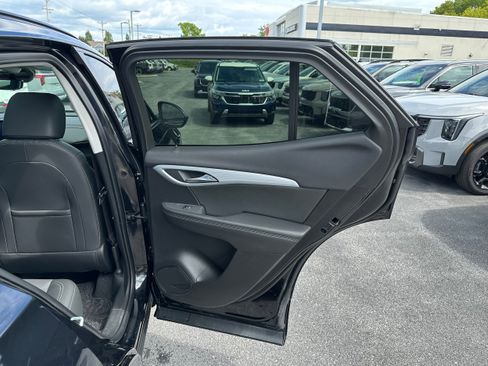 Used 2024 Buick Envision Avenir AWD/4WD image 16