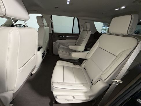 Used 2024 GMC Yukon Denali AWD/4WD image 24
