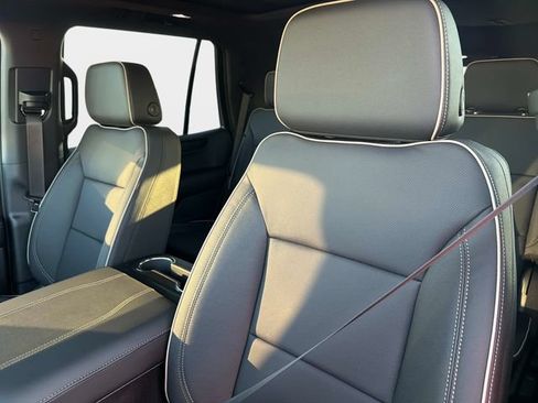 New 2026 GMC Yukon Elevation RWD image 20