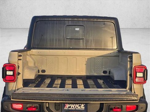 Used 2020 Jeep Gladiator Rubicon AWD/4WD image 6