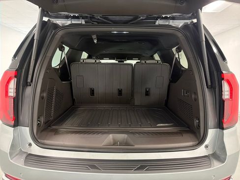 New 2026 GMC Yukon XL Elevation w/ LPO, Floor Liner Package RWD image 8