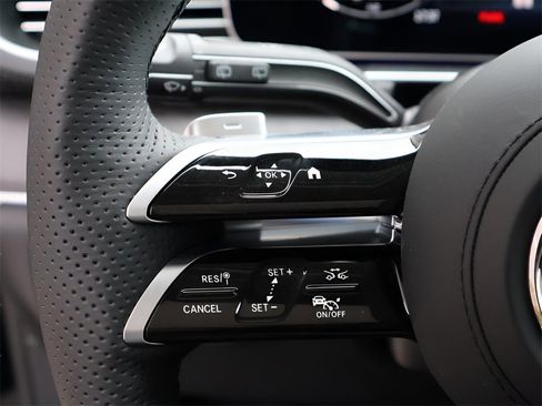 Certified 2025 Mercedes-Benz GLS 450 4MATIC image 35