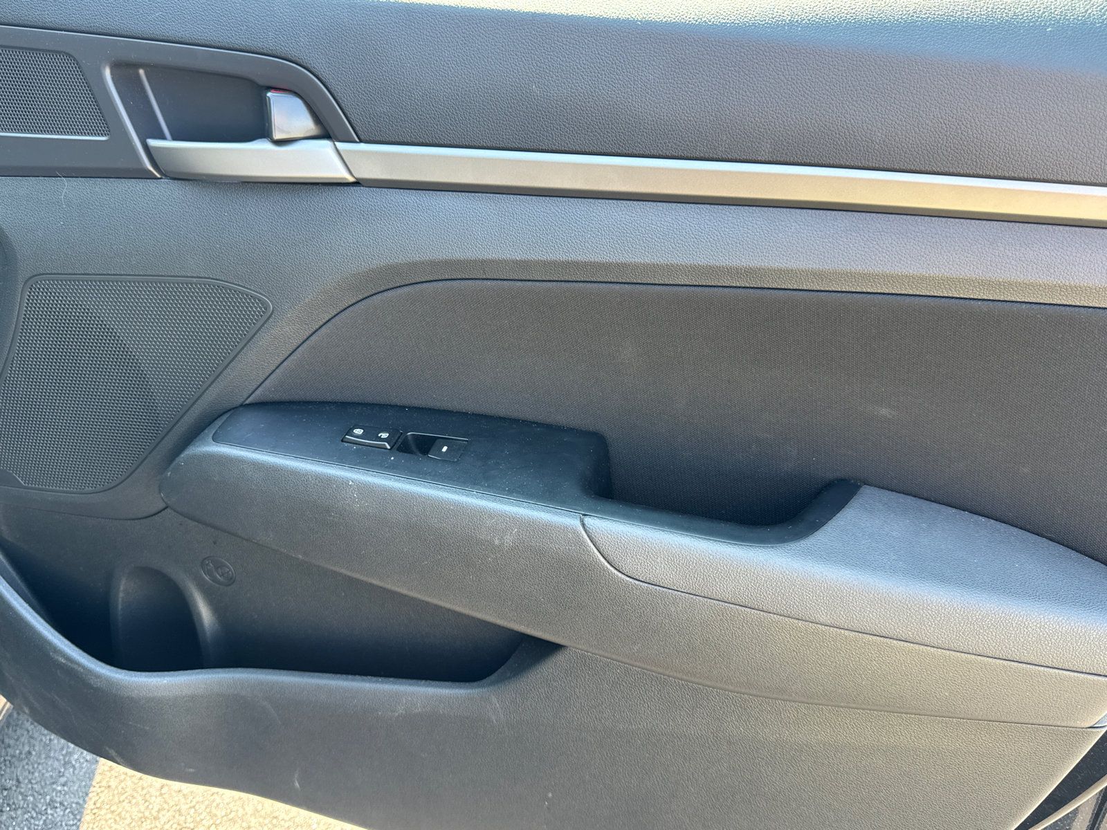 Used 2018 Hyundai Elantra SEL FWD image 14