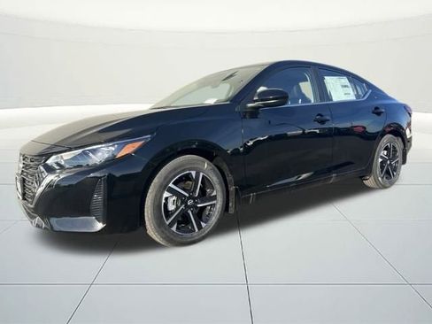 New 2025 Nissan Sentra SV image 1