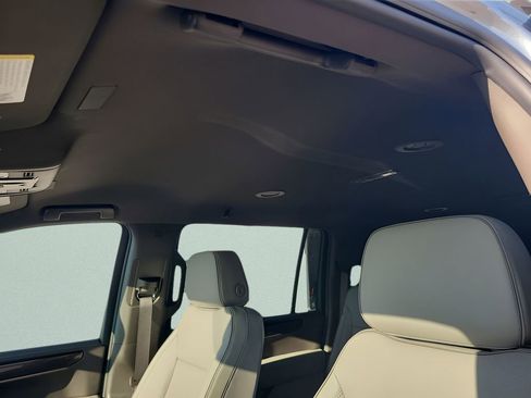 New 2026 GMC Yukon XL Elevation image 30