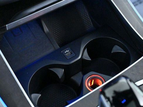 Used 2022 BMW X5 xDrive40i w/ Premium Package image 18