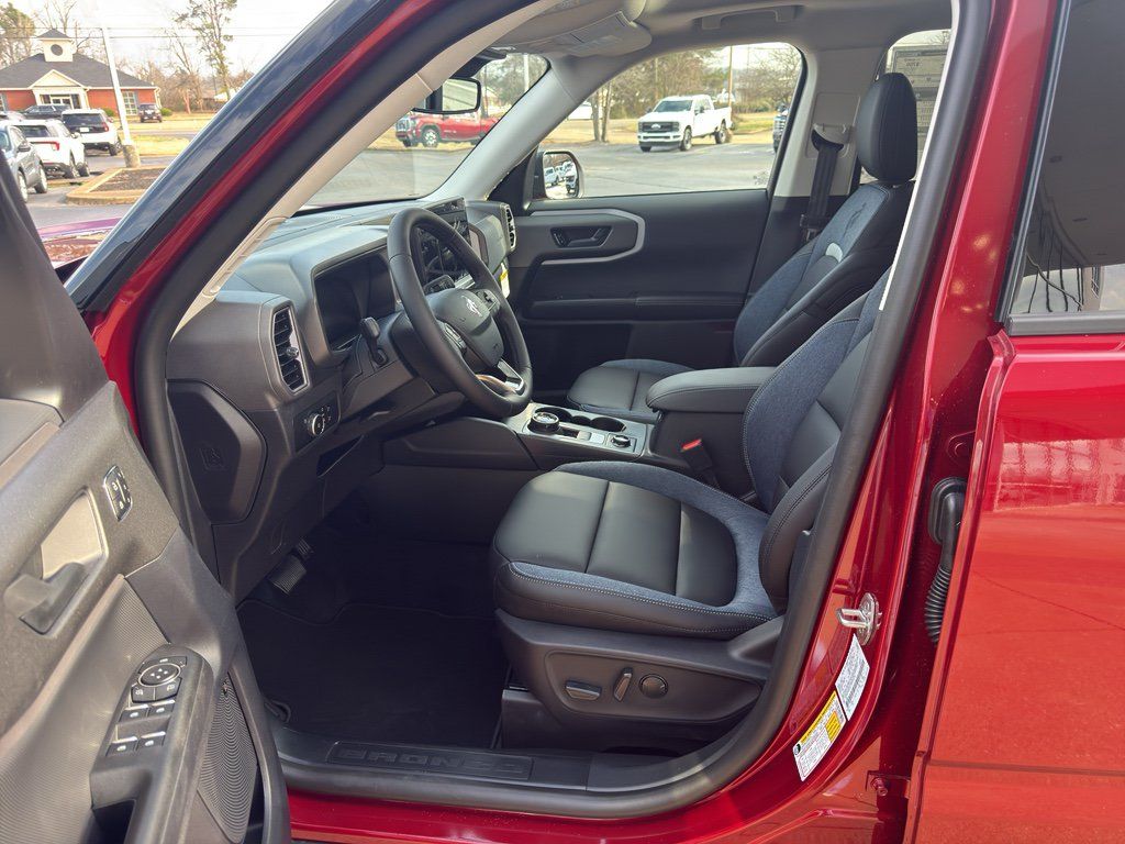 New 2026 Ford Bronco Sport Outer Banks w/ Outer Banks Tech Package+ AWD/4WD image 12