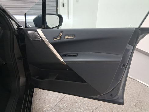 Certified 2023 BMW iX M60 w/ Executive Package image 32