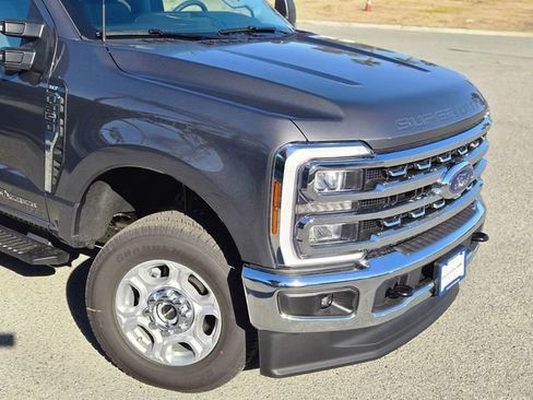 New 2026 Ford F250 XLT w/ XLT Premium Package AWD/4WD image 3