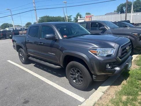 Used 2023 Toyota Tacoma SR5 AWD/4WD image 1
