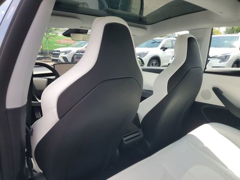 Used 2024 Tesla Model 3 Performance AWD/4WD image 12