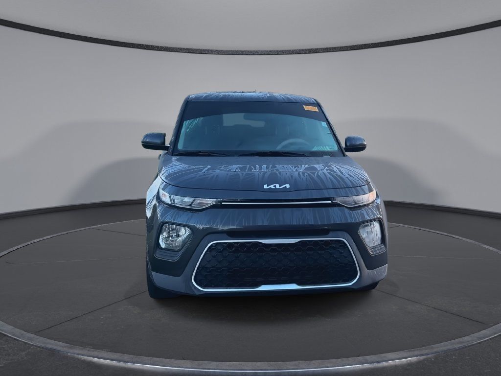 Used 2022 Kia Soul LX FWD image 3
