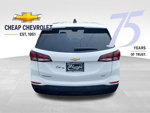 Used 2024 Chevrolet Equinox LS w/ LS Convenience Package AWD/4WD image 4
