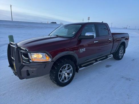Used 2019 RAM 1500 Laramie w/ Convenience Group image 10