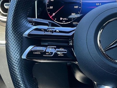 Certified 2025 Mercedes-Benz CLE 300 4MATIC Coupe image 15