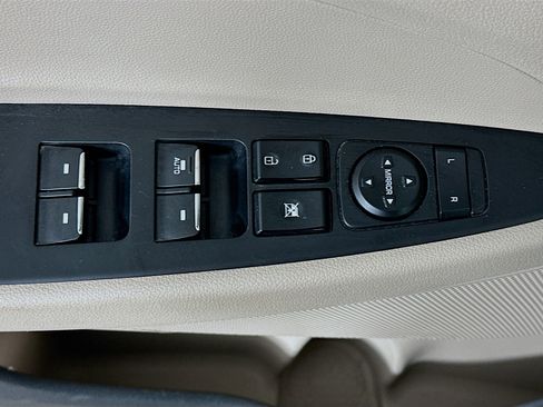 Used 2016 Hyundai Tucson Limited FWD image 15