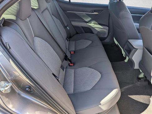 Used 2021 Toyota Camry LE image 17