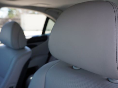 Used 2017 Lexus LS 460 w/ Comfort Package image 27