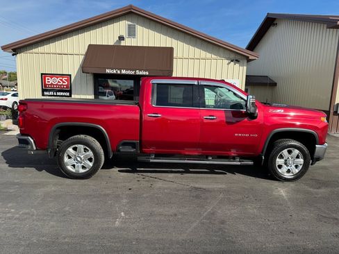 Used 2020 Chevrolet Silverado 2500 LTZ w/ LTZ Convenience Package image 2