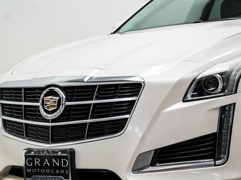 Used 2014 Cadillac CTS Sedan w/ Seating Package image 2