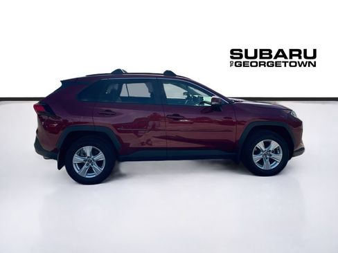 Used 2021 Toyota RAV4 XLE w/ Convenience Package AWD/4WD image 8