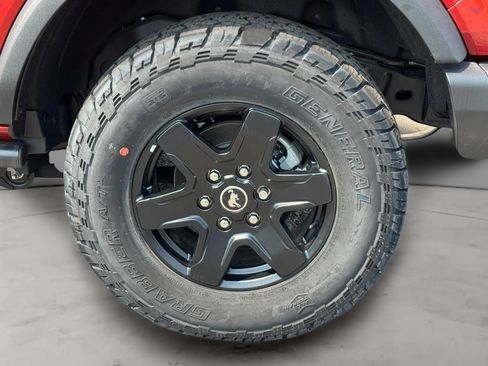 New 2024 Ford Bronco Black Diamond AWD/4WD image 6