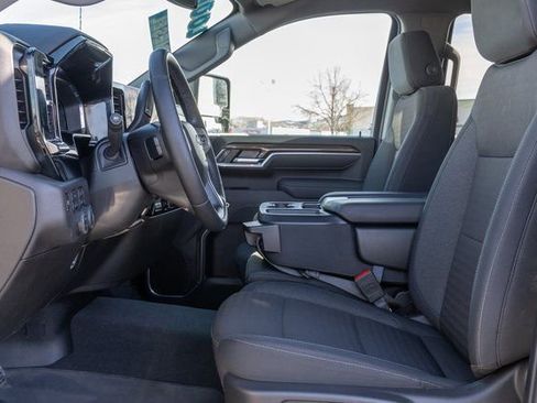 Used 2025 Chevrolet Silverado 2500 LT w/ Trail Boss Package image 6