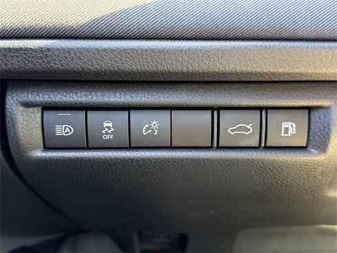 Certified 2025 Toyota Camry LE image 22