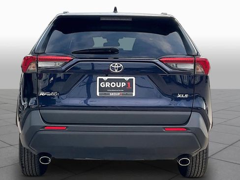 Used 2024 Toyota RAV4 XLE FWD image 5