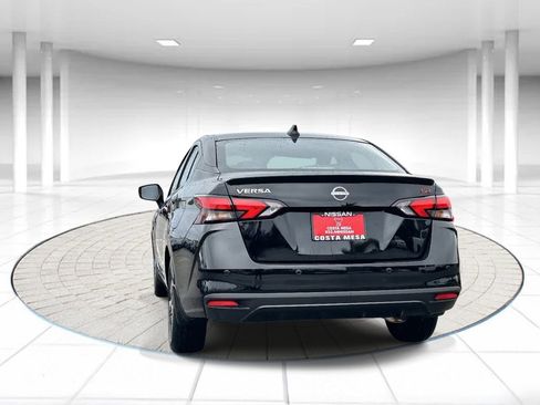 Used 2025 Nissan Versa SR w/ Trunk Package image 5