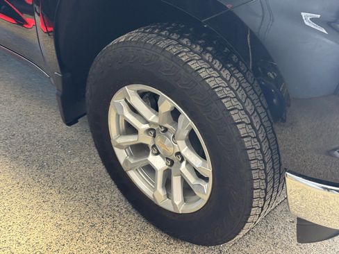 Used 2025 Chevrolet Silverado 1500 LT w/ Z71 Off-Road Package image 4