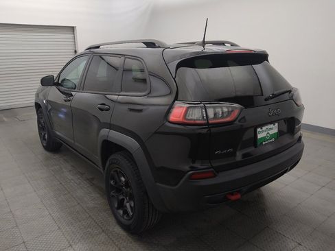 Used 2021 Jeep Cherokee Trailhawk w/ Comfort/Convenience Group AWD/4WD image 5