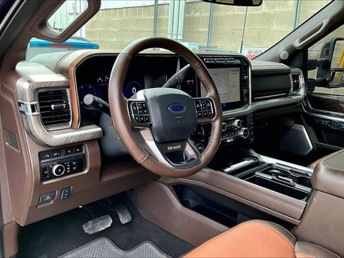 Used 2024 Ford F350 King Ranch image 13