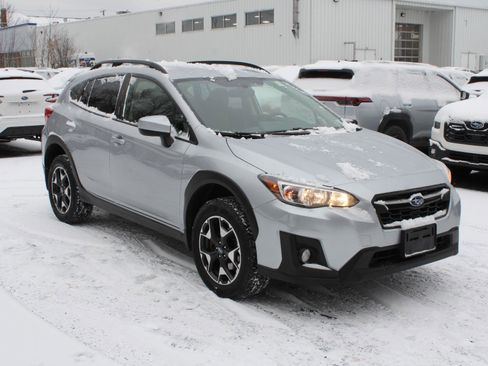 Used 2019 Subaru Crosstrek 2.0i Premium image 3