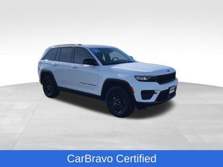 Used 2025 Jeep Grand Cherokee Altitude video 2