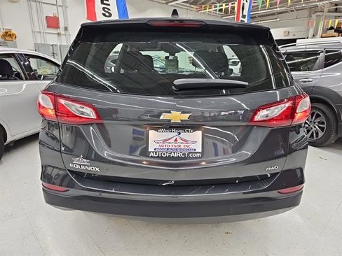 Used 2021 Chevrolet Equinox LS image 5