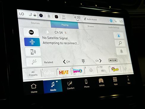 New 2025 Jeep Grand Cherokee Limited w/ Black Appearance Package image 17