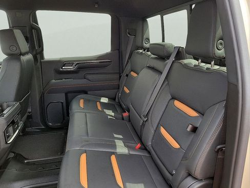 Used 2023 GMC Sierra 1500 AT4 w/ AT4 Premium Package image 13