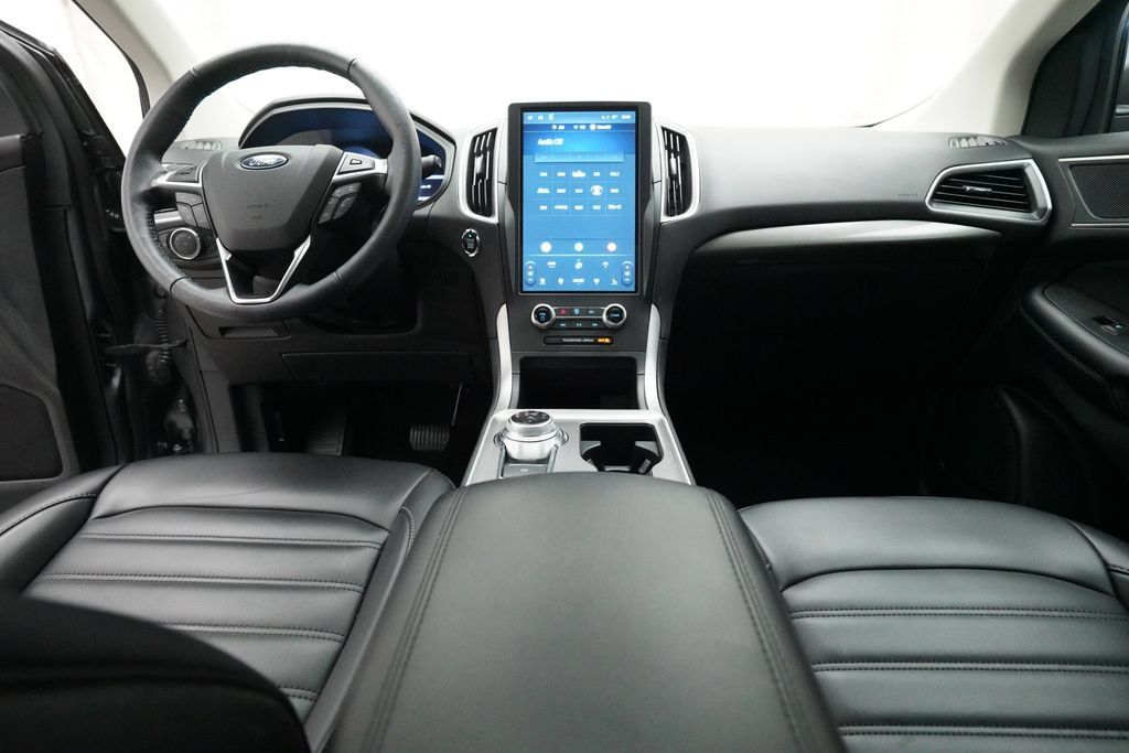 Used 2024 Ford Edge SEL w/ Convenience Package AWD/4WD image 5