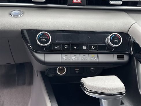 New 2026 Hyundai Elantra Blue image 30