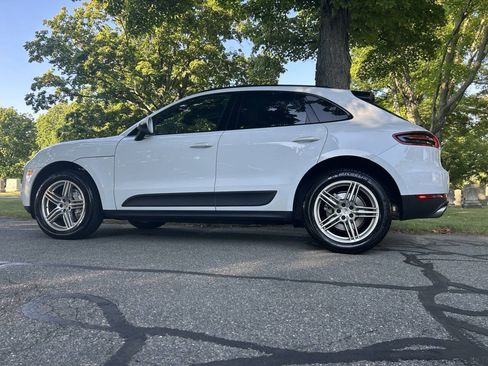 Used 2018 Porsche Macan S AWD/4WD image 13