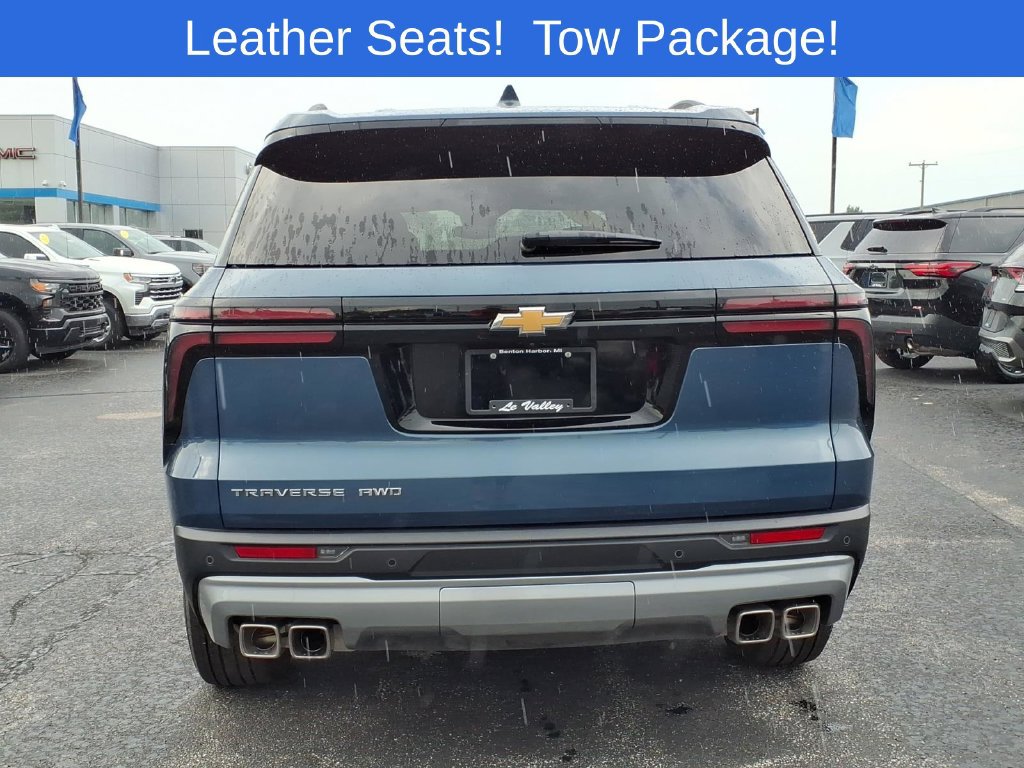 Used 2026 Chevrolet Traverse LT AWD/4WD image 11
