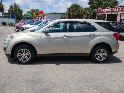 Used 2015 Chevrolet Equinox LS FWD image 2