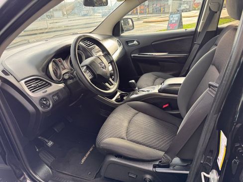 Used 2015 Dodge Journey SXT w/ Flexible Seating Group image 12