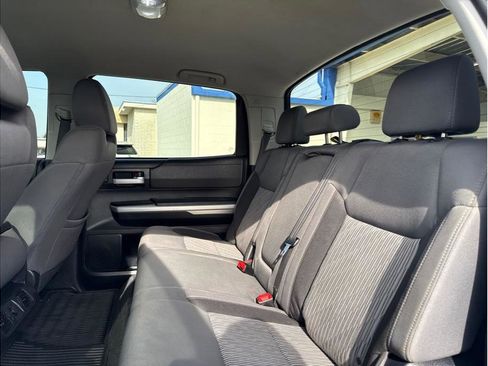 Used 2017 Toyota Tundra SR5 image 15