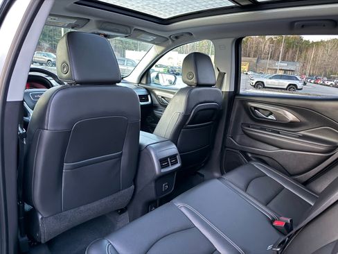 Used 2022 GMC Terrain SLT w/ Tech Package image 27