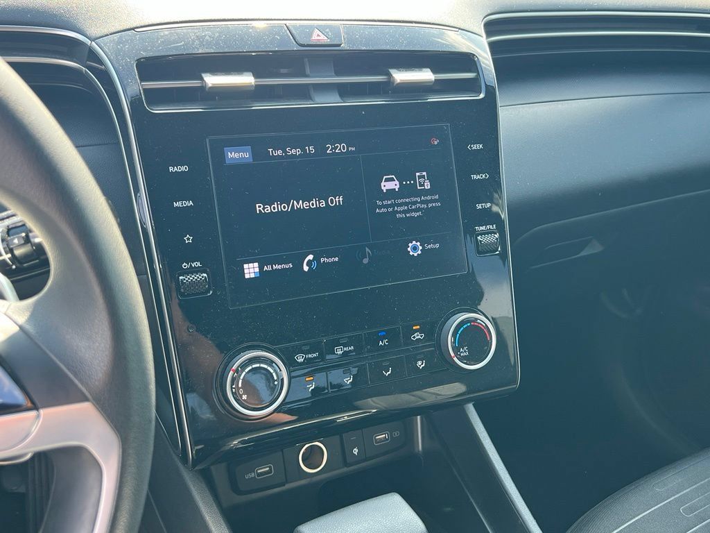 Certified 2023 Hyundai Santa Cruz Night AWD/4WD image 18