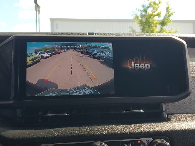 Certified 2025 Jeep Wrangler Sport AWD/4WD image 25